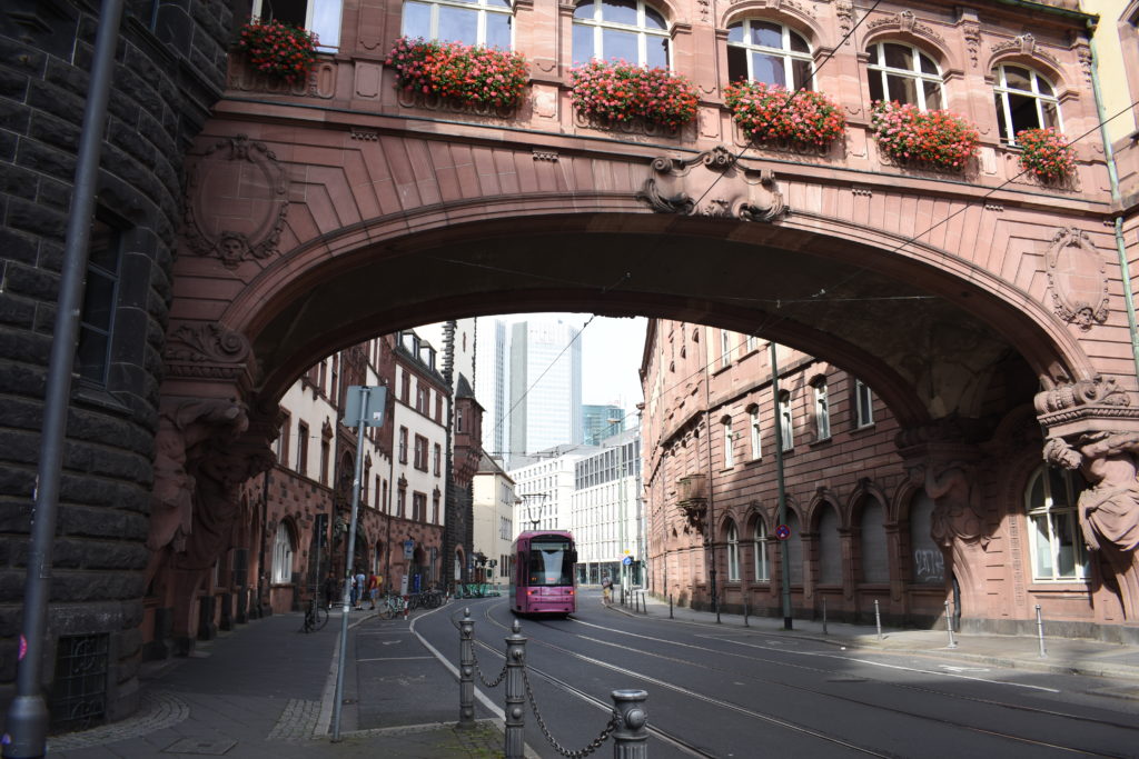 #Römer Nordseite #Römer Südseite #Seufzerbrücke #Altstadt #Innenstadt #Rathaus #Ratskeller