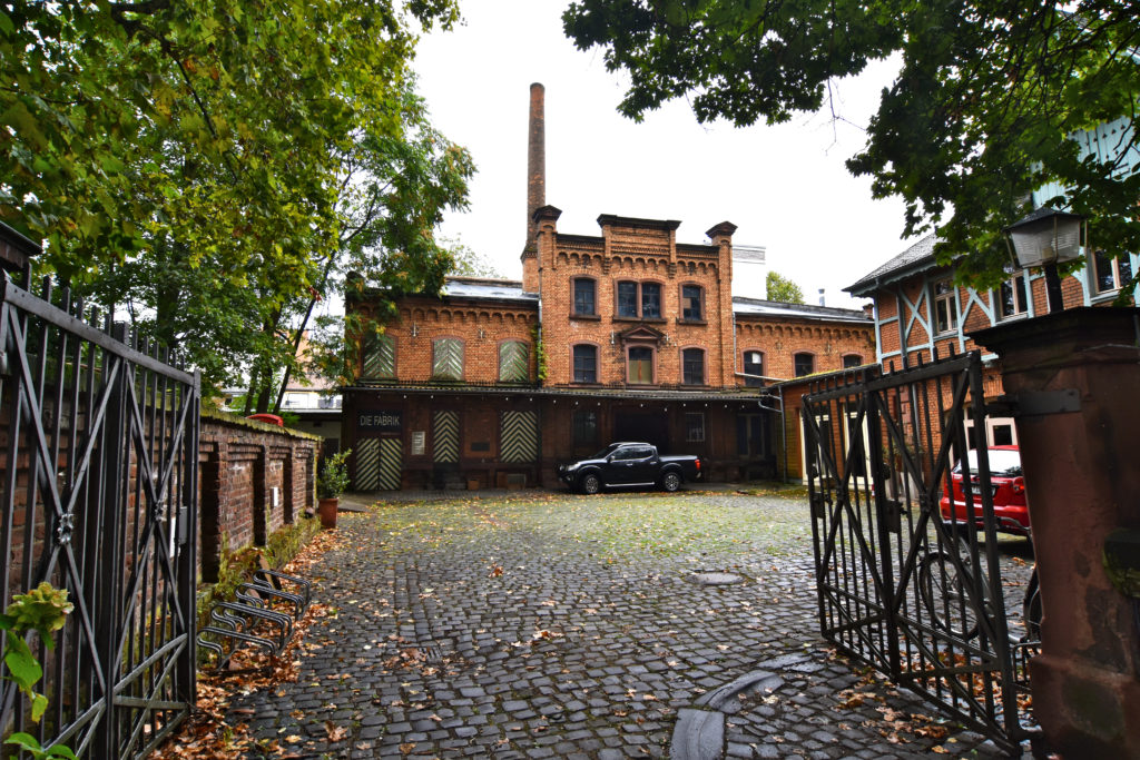 Lost Places FFM – Das Rätsel um Die älteste Ölfabrik Frankfurts